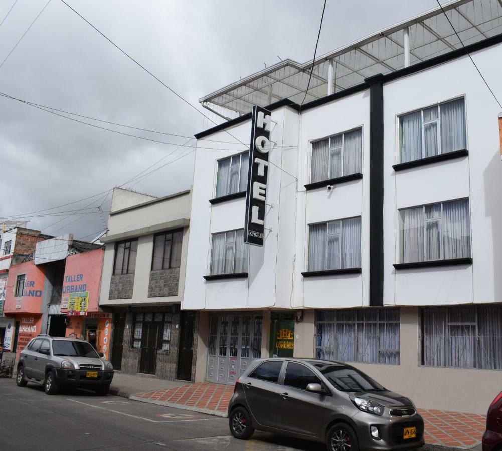 Hotel Londres Pasto Luaran gambar